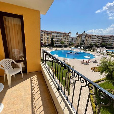 Royal Sun Aparthotel Slăntjev Brjag Exteriör bild
