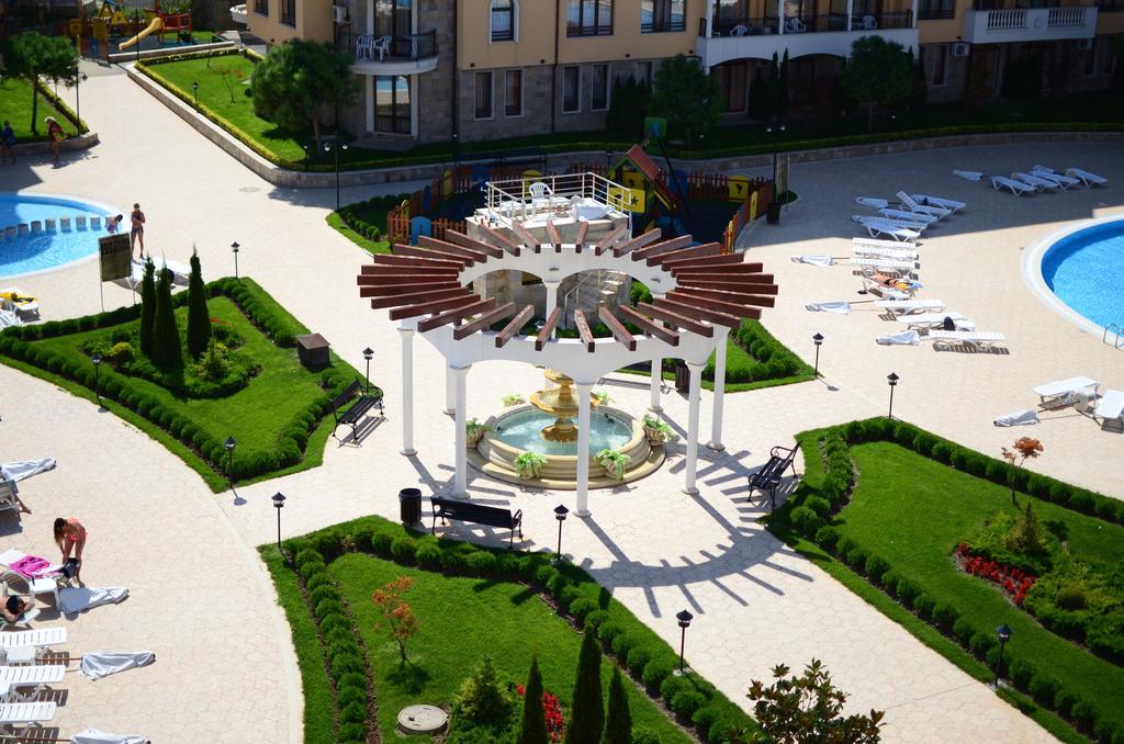Royal Sun Aparthotel Slăntjev Brjag Exteriör bild