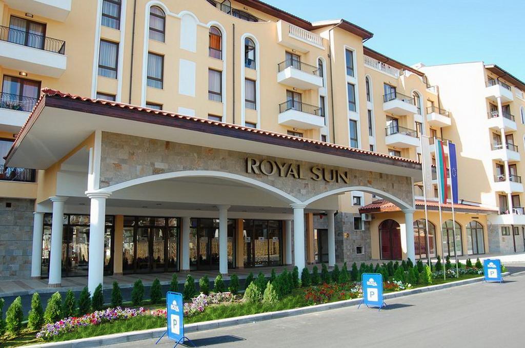 Royal Sun Aparthotel Slăntjev Brjag Exteriör bild