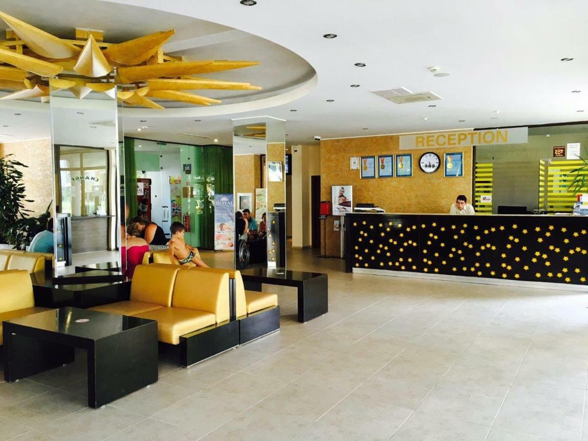 Royal Sun Aparthotel Slăntjev Brjag Exteriör bild